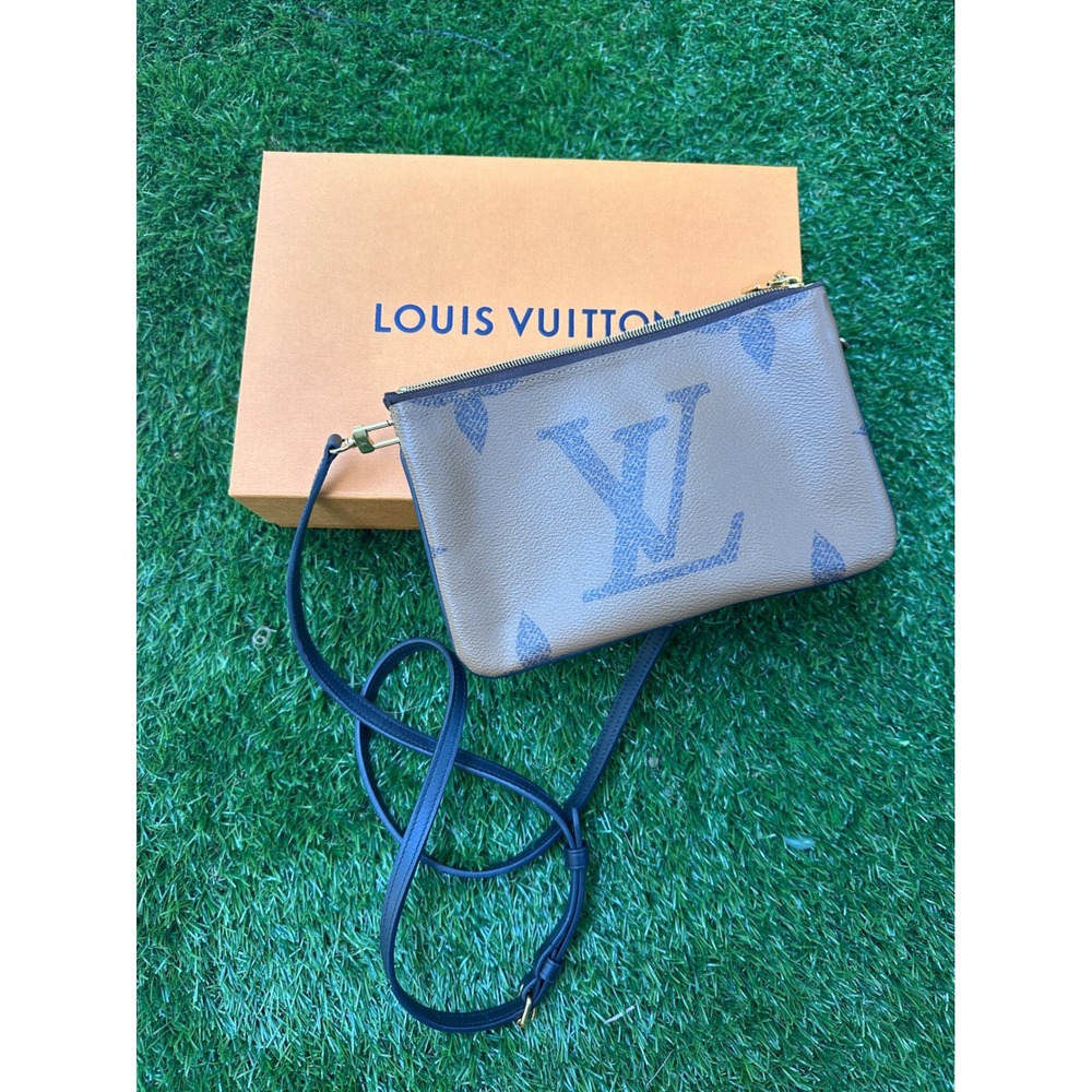 Louis Vuitton Double Zip Pochette Monogram Giant Reverse Canvas Crossbody Bag - Picture 9 of 11